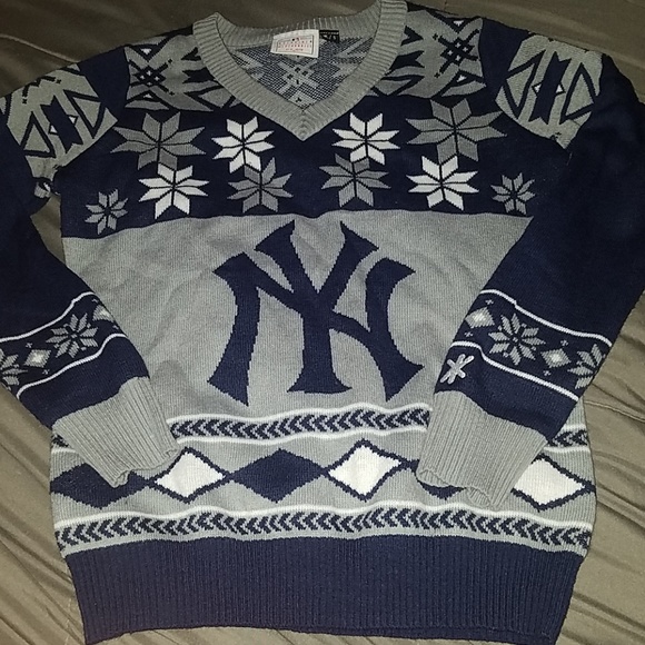 Other - NBL NEW YORK YANKEES sweater